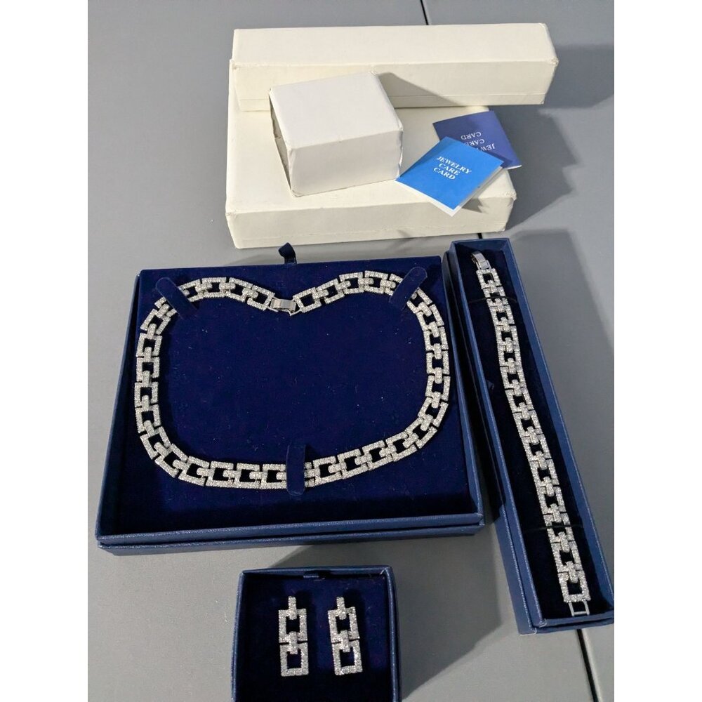 Personal Accent Silver Plated Jewelry Set w/ Necklace Bracelet & Earrings - Picture 2 of 8